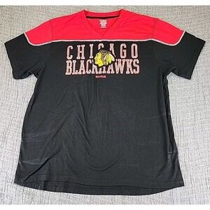Chicago Blackhawks Women's Reebok Short Sleeve V-Neck T-Shirt  Size: 2XL